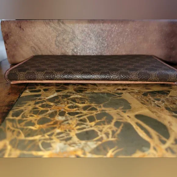 Celine wallet with triophe print - Picture 8 of 9